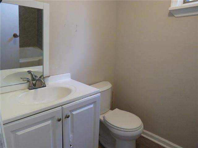 141 Zara St, Knoxville, PA 15210