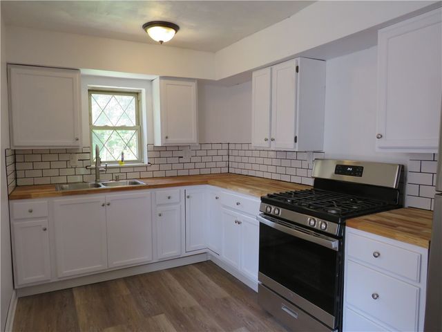 141 Zara St, Knoxville, PA 15210