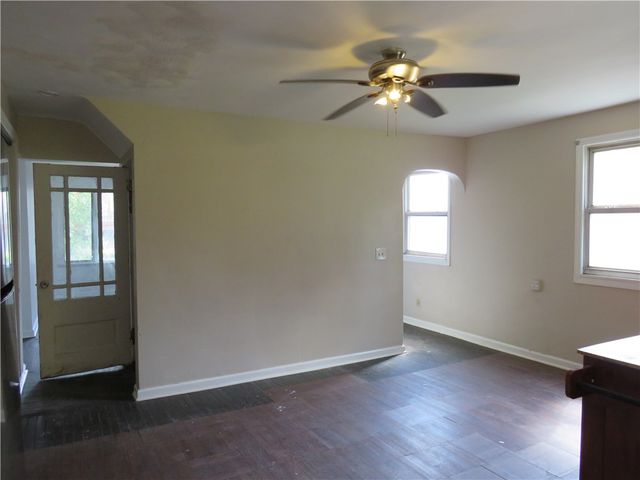 141 Zara St, Knoxville, PA 15210