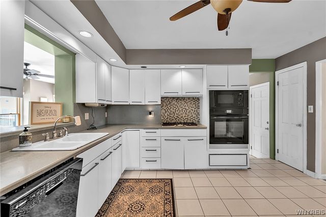 125 Dan Troy Drive, Amherst, NY 14221