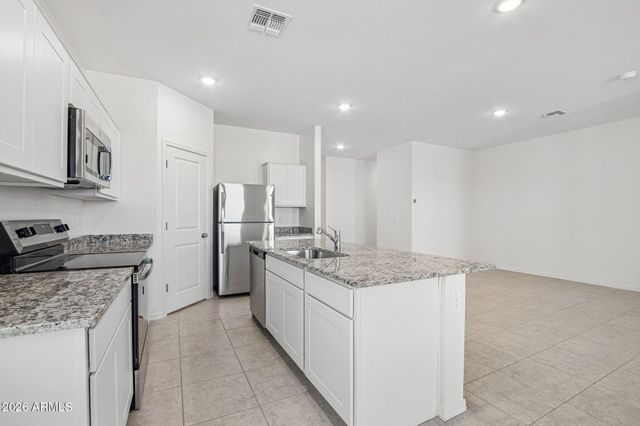 10206 W DEVONSHIRE Avenue, Phoenix, AZ 85037