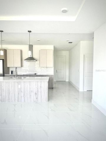 117 NW 13TH STREET, Cape Coral, FL 33993