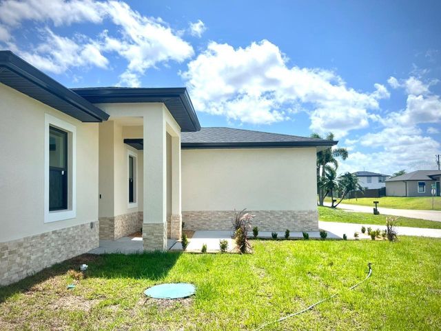 117 NW 13TH STREET, Cape Coral, FL 33993
