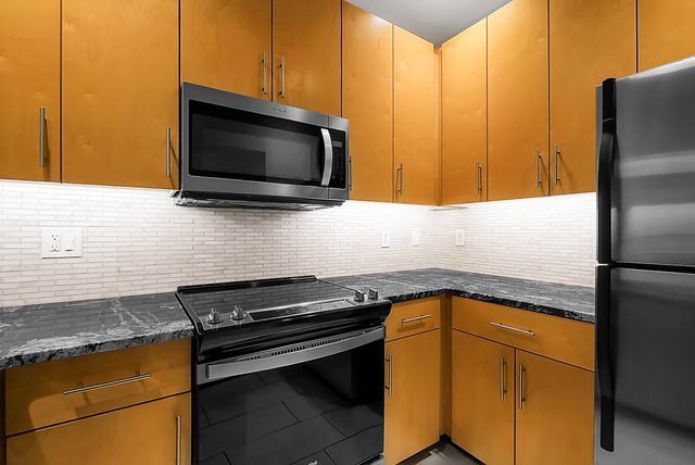 216 W 17th Street, Chattanooga, TN 37408