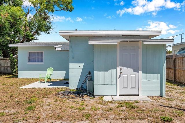 5214 11TH AVENUE S, Gulfport, FL 33707