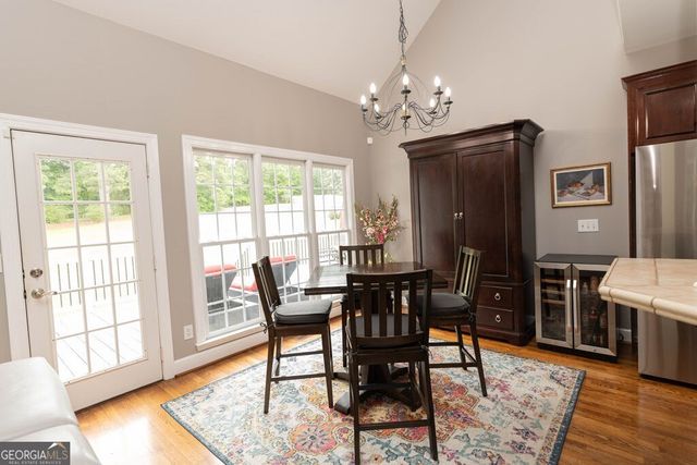 302 Shady Valley Drive, Carrollton, GA 30116