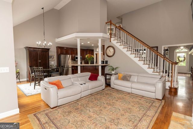 302 Shady Valley Drive, Carrollton, GA 30116