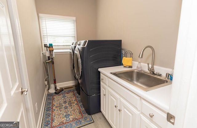 302 Shady Valley Drive, Carrollton, GA 30116