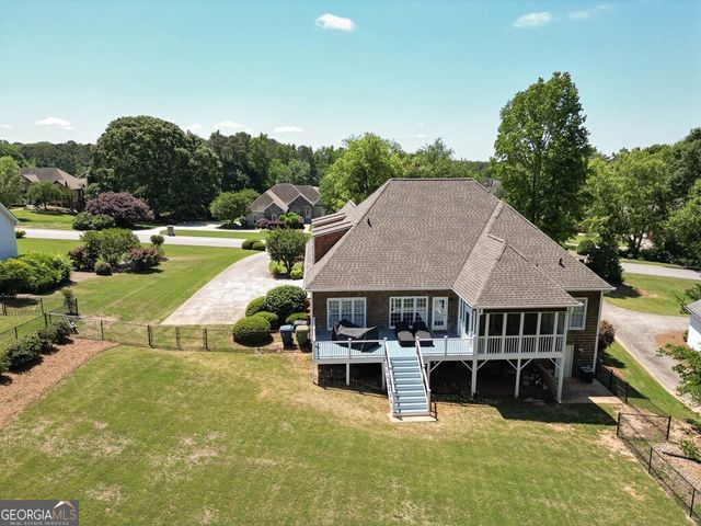 302 Shady Valley Drive, Carrollton, GA 30116
