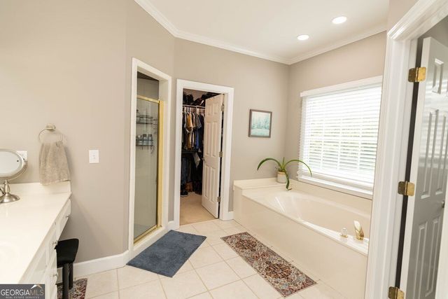 302 Shady Valley Drive, Carrollton, GA 30116