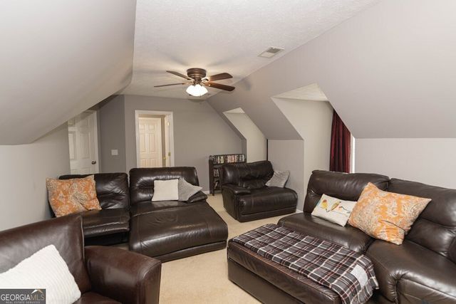 302 Shady Valley Drive, Carrollton, GA 30116