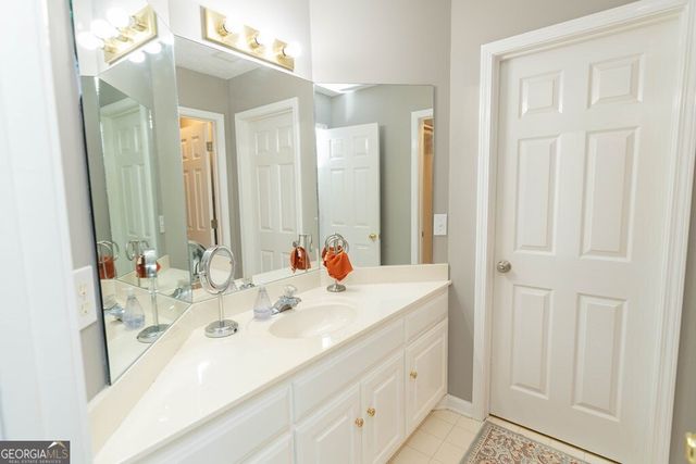302 Shady Valley Drive, Carrollton, GA 30116