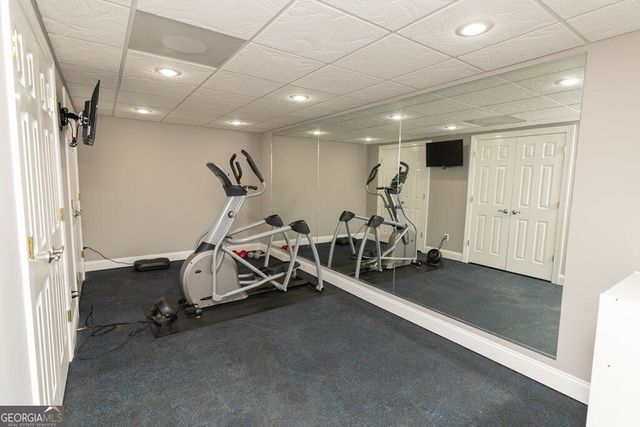 302 Shady Valley Drive, Carrollton, GA 30116
