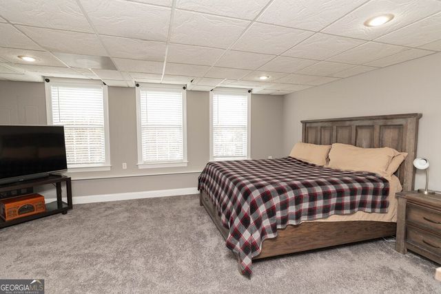 302 Shady Valley Drive, Carrollton, GA 30116