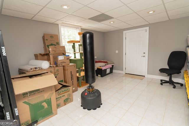 302 Shady Valley Drive, Carrollton, GA 30116