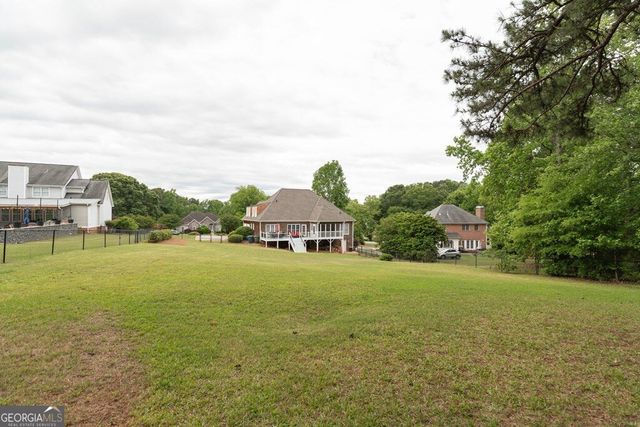 302 Shady Valley Drive, Carrollton, GA 30116