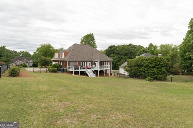 302 Shady Valley Drive, Carrollton, GA 30116