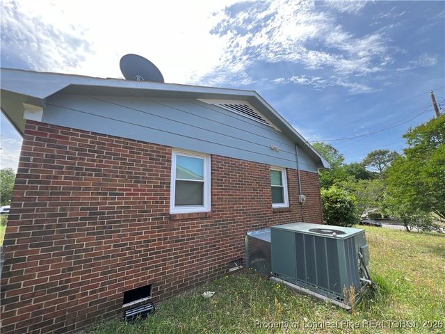 3257 Vardaman Avenue, Hope Mills, NC 28348