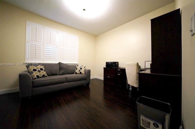 171 SW 96th Ave, Plantation, FL 33324