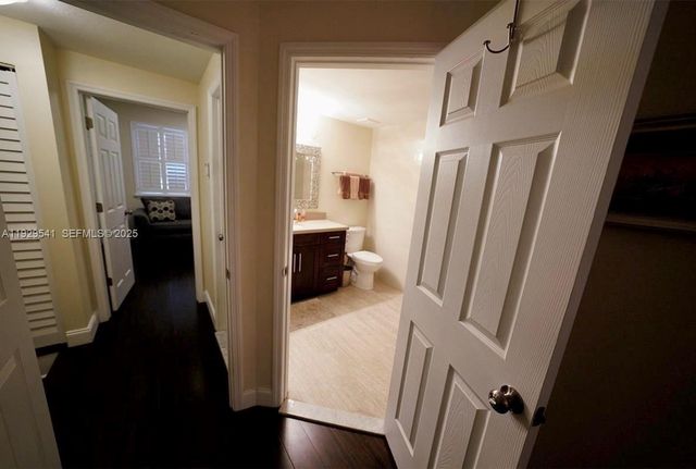 171 SW 96th Ave, Plantation, FL 33324