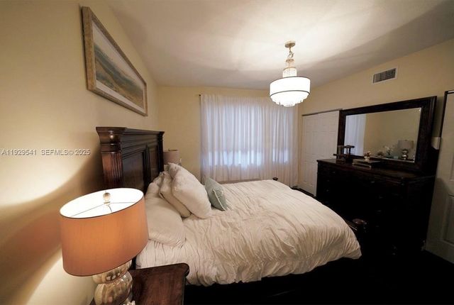 171 SW 96th Ave, Plantation, FL 33324