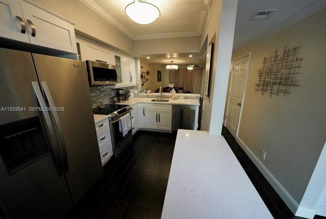 171 SW 96th Ave, Plantation, FL 33324