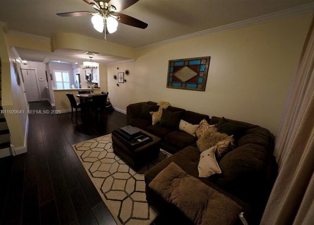 171 SW 96th Ave, Plantation, FL 33324