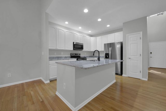 6052 Coventry Hurst Lane, Hilliard, OH 43026