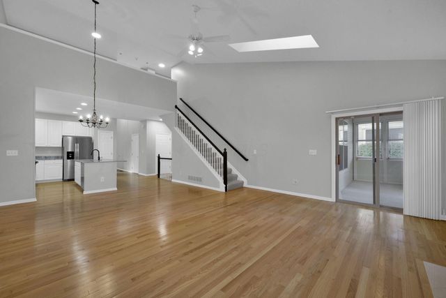 6052 Coventry Hurst Lane, Hilliard, OH 43026