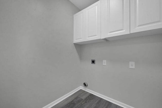 6052 Coventry Hurst Lane, Hilliard, OH 43026