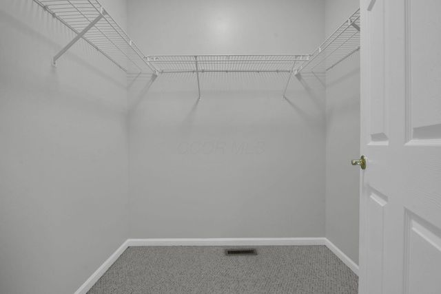 6052 Coventry Hurst Lane, Hilliard, OH 43026