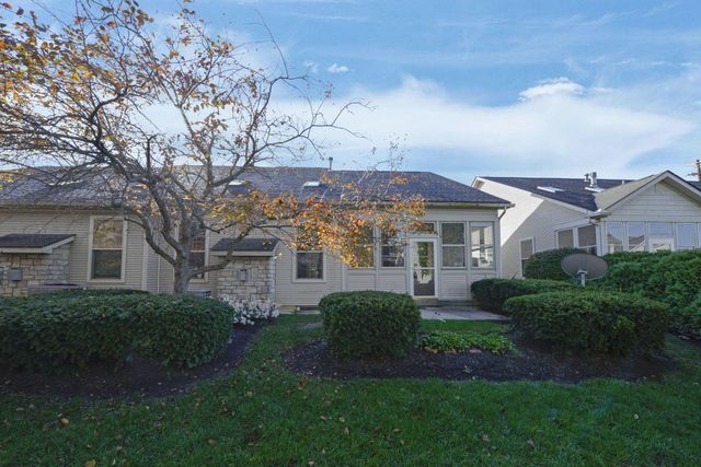 6052 Coventry Hurst Lane, Hilliard, OH 43026