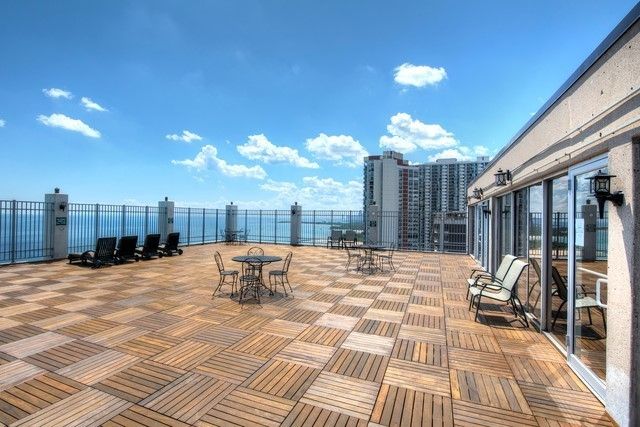 6171 N Sheridan Road 1102, Chicago, IL 60660