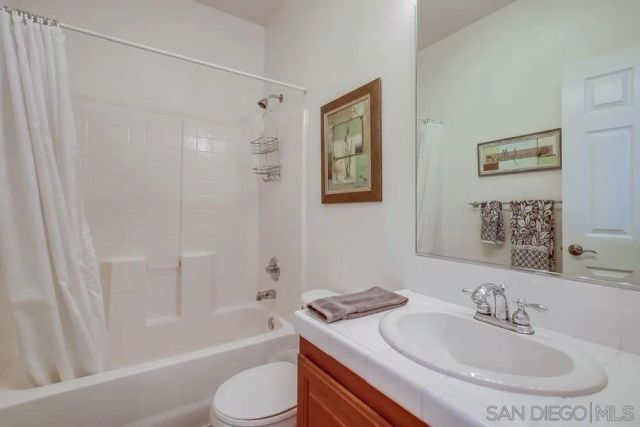 2856 Villas Way, San Diego, CA 92108