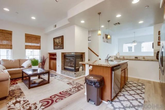 2856 Villas Way, San Diego, CA 92108