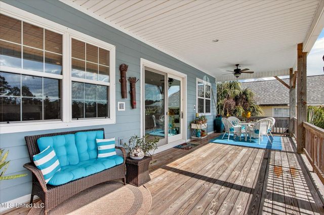 6261 Pontiac Drive, Kiln, MS 39556