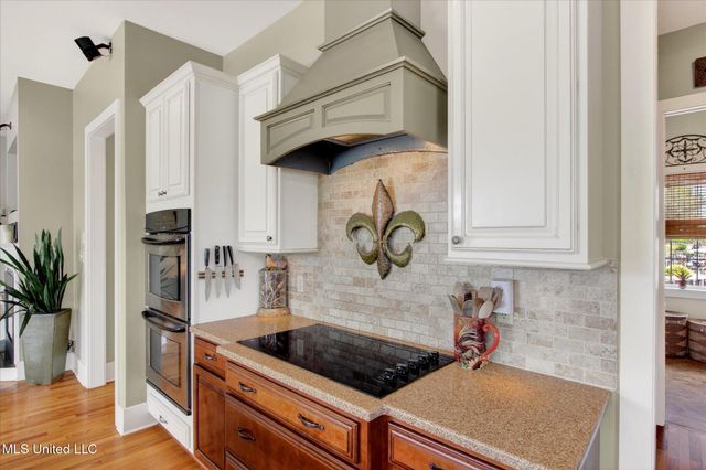 6261 Pontiac Drive, Kiln, MS 39556