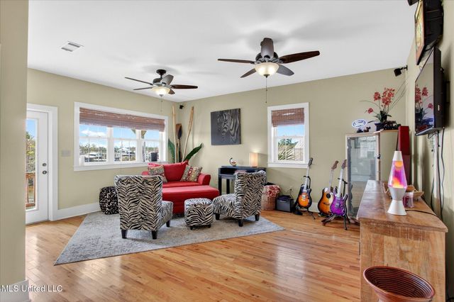 6261 Pontiac Drive, Kiln, MS 39556