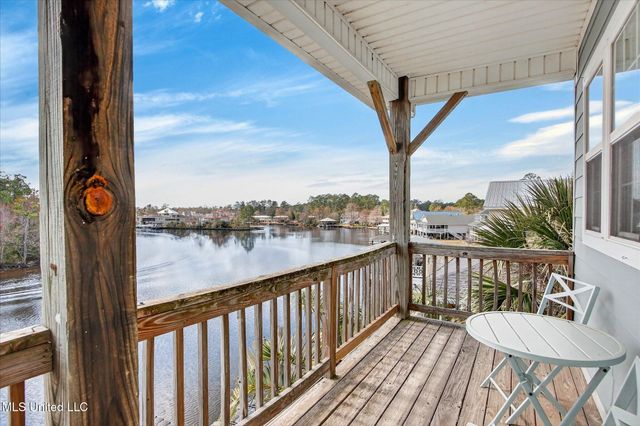 6261 Pontiac Drive, Kiln, MS 39556