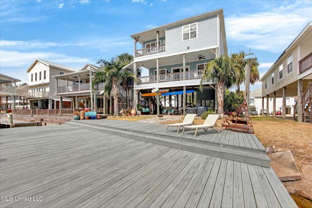 6261 Pontiac Drive, Kiln, MS 39556