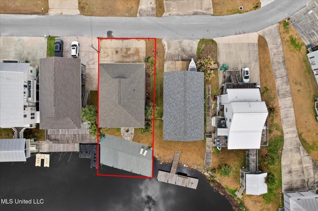 6261 Pontiac Drive, Kiln, MS 39556