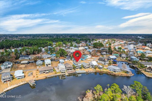 6261 Pontiac Drive, Kiln, MS 39556