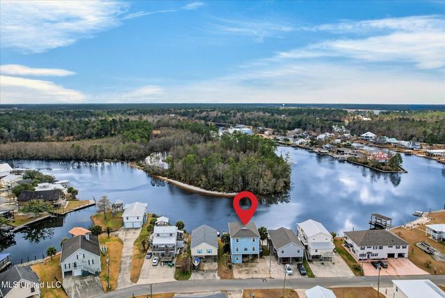 6261 Pontiac Drive, Kiln, MS 39556