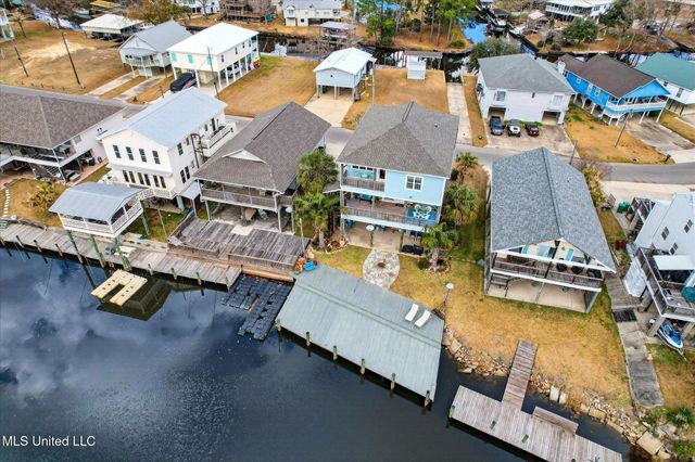 6261 Pontiac Drive, Kiln, MS 39556