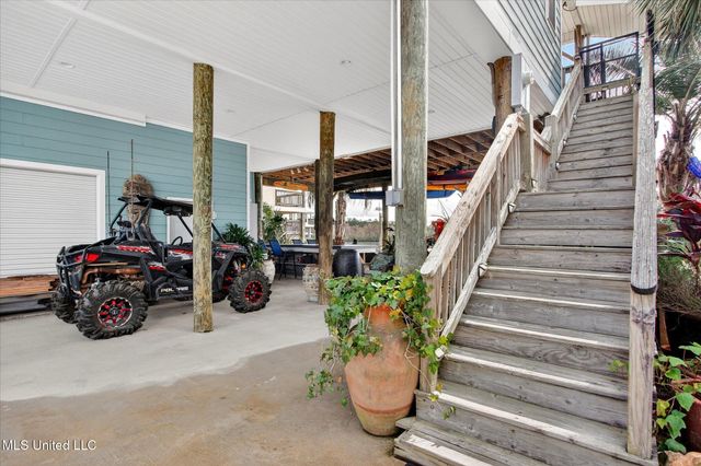 6261 Pontiac Drive, Kiln, MS 39556