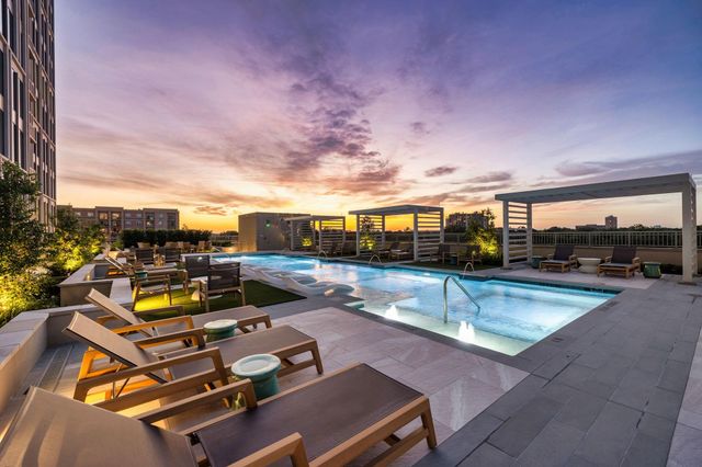 5656 San Felipe Street 1701, Houston, TX 77056