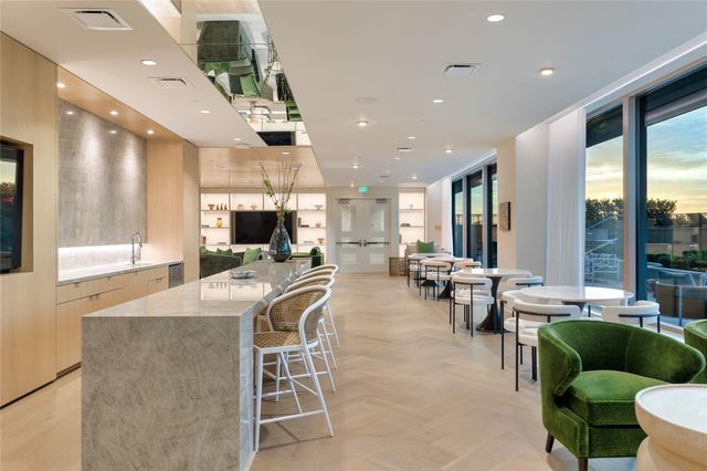 5656 San Felipe Street 1701, Houston, TX 77056