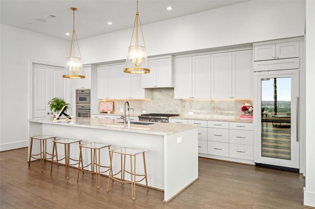 5656 San Felipe Street 1701, Houston, TX 77056