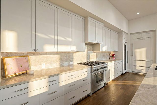 5656 San Felipe Street 1701, Houston, TX 77056