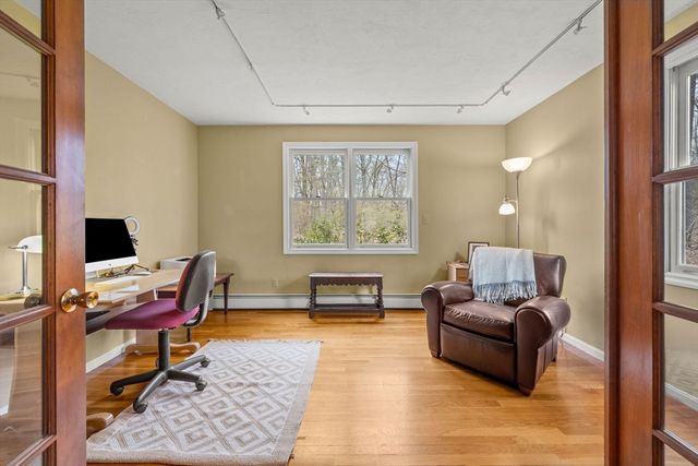 37 Oak Ridge Rd, Boxford, MA 01921